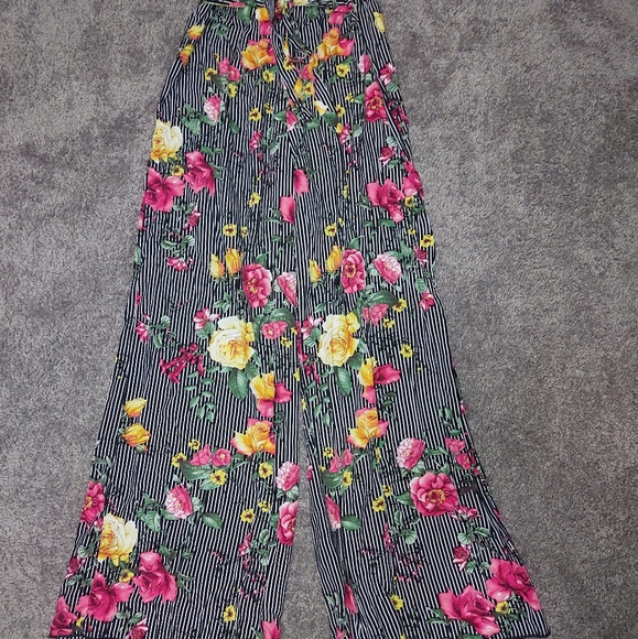 Pants - Picture 2 of 5